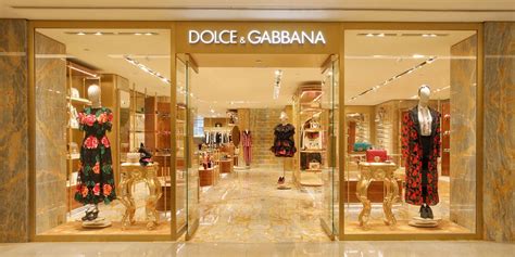 dolce gabbana produce in peru|Dolce & Gabbana aterriza en el Perú con su primera  .